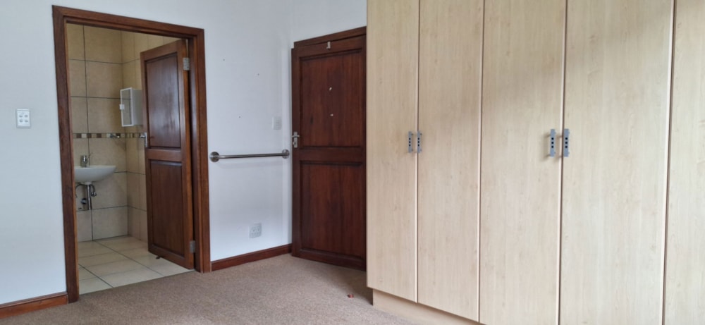 Retirement apartment for sale in Oudtshoorn North - 1OU1707287