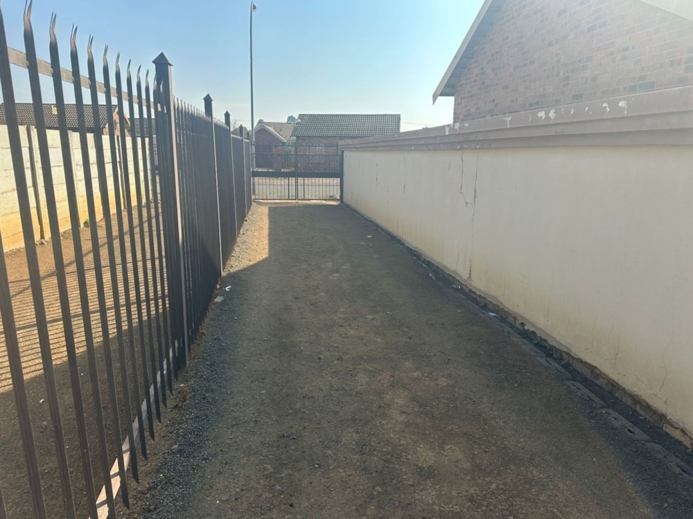 House for sale in Ehrlichpark - 1BX1708676