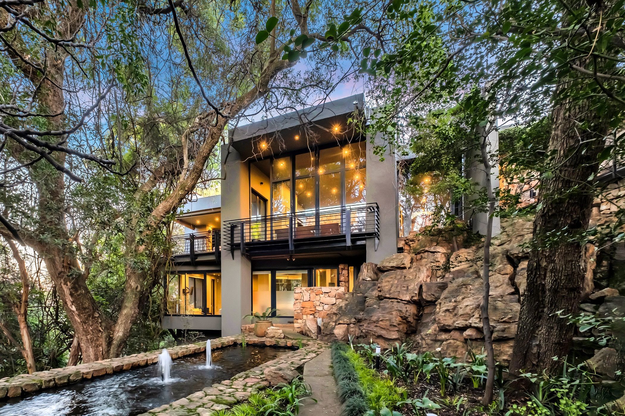 House for sale in Westcliff, Johannesburg - HP1703243