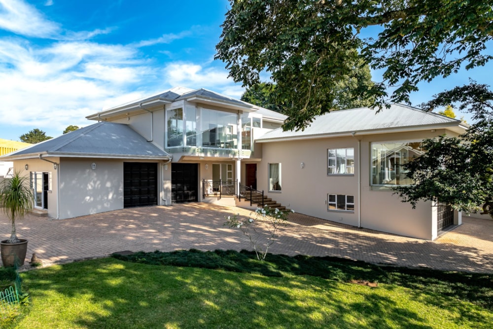 House for sale in Kloof - 1KF1659129