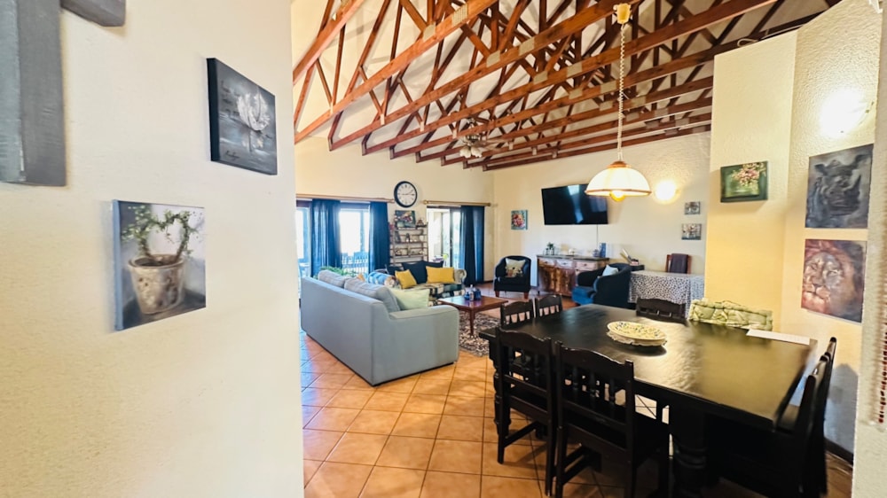 Security estate home for sale in Kosmos Ridge - 1HR1707139