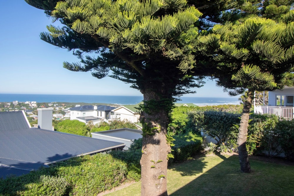 Double-storey house to rent in Kenton on Sea - 1KO1707226 Double-storey house to rent in Kenton on Sea - 1KO1707226