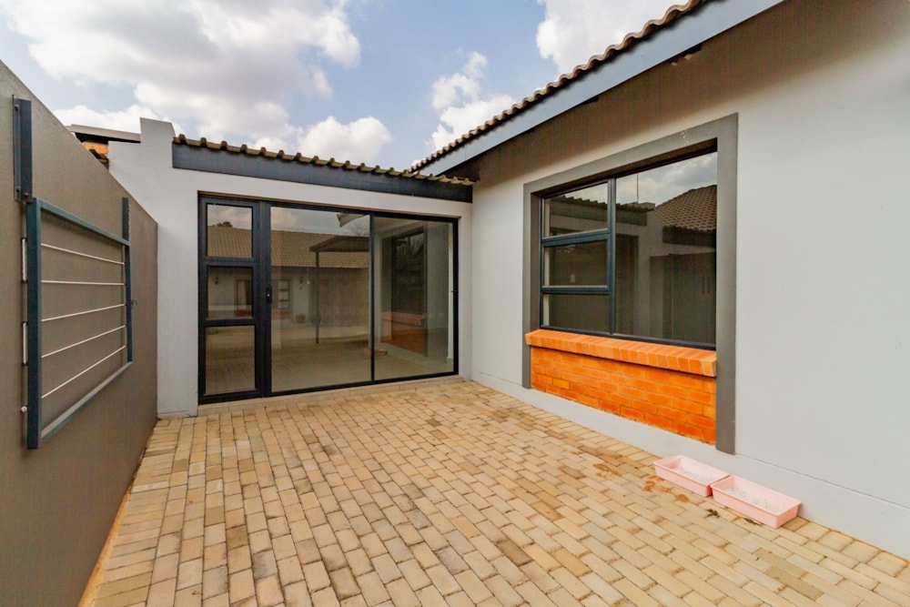 Single-storey retirement home for sale in Ifafi - 1HR1706038