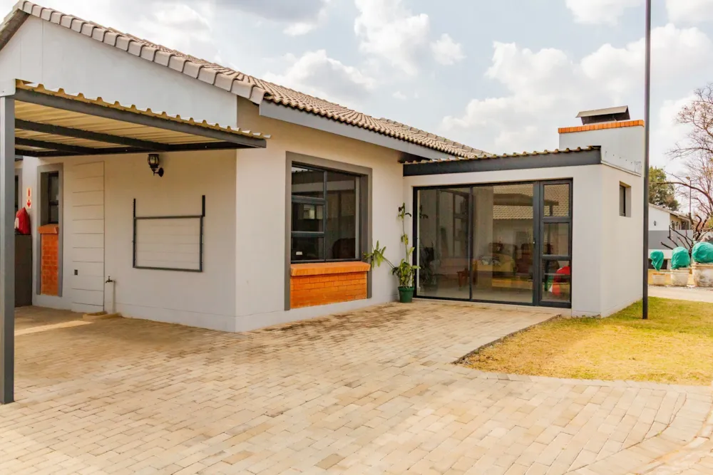 Single-storey retirement home for sale in Ifafi - 1HR1706038