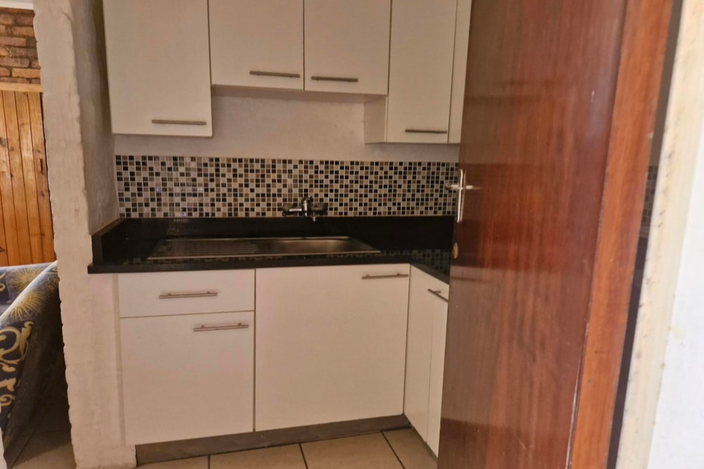 Apartment to rent in Sunnyside, Grahamstown, Makhanda - 1GC1706720 Apartment to rent in Sunnyside, Grahamstown, Makhanda - 1GC1706720