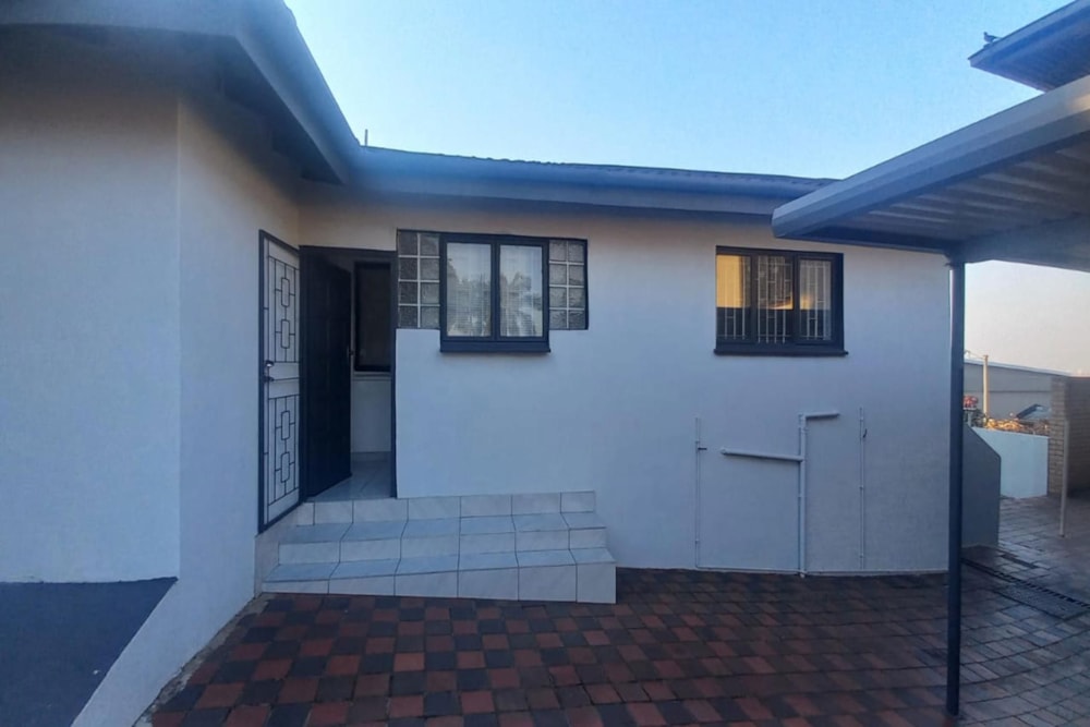 House let in Westville - 1WP1706376 House let in Westville - 1WP1706376