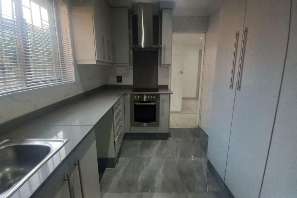 House let in Westville - 1WP1706376 House let in Westville - 1WP1706376