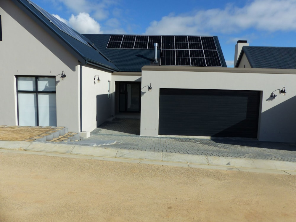 House to rent in Mount Royal Golf & Country Estate - 1SJ1714247 House to rent in Mount Royal Golf & Country Estate - 1SJ1714247