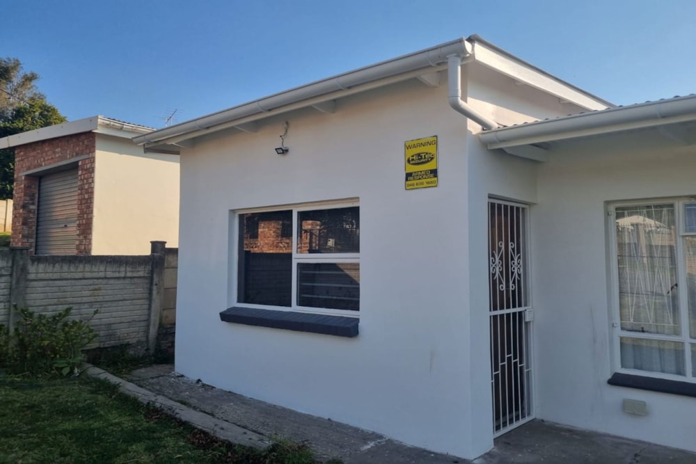 Bachelor apartment to rent in Fort England - 1GC1710977 Bachelor apartment to rent in Fort England - 1GC1710977