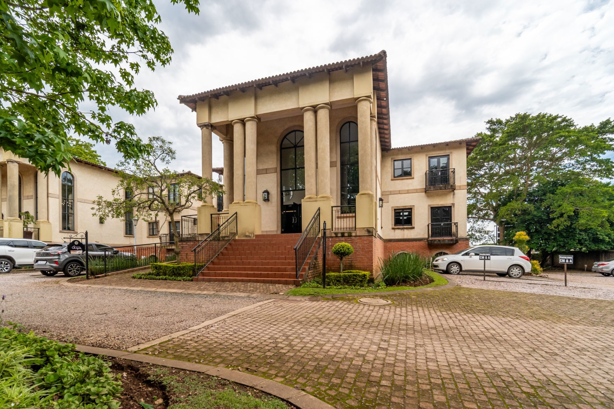 Commercial office for sale in Hillcrest, Upper Highway - 1KF1684656