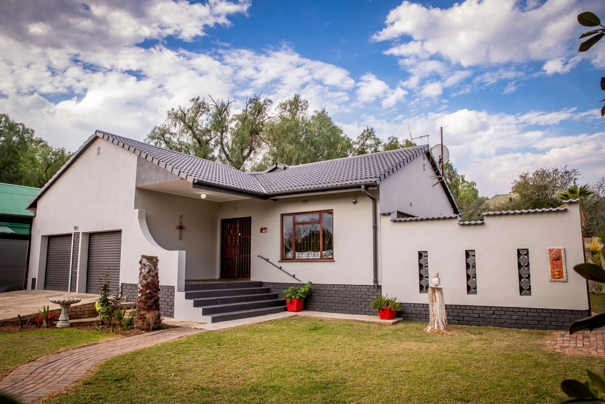 House for sale in Oudtshoorn North - 1OU1706379