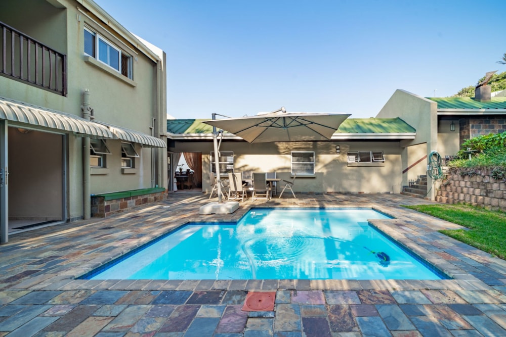 Double-storey house for sale in Sheffield Beach - 1BD1707062 Double-storey house for sale in Sheffield Beach - 1BD1707062