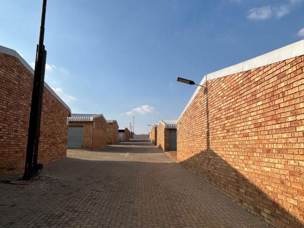 Commercial Building for sale in Benoni AH - EN1709473 Commercial Building for sale in Benoni AH - EN1709473