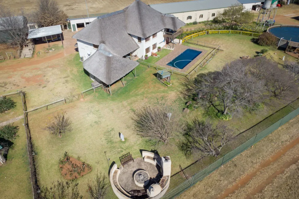 Mixed use farm for sale in Tarlton - 1KR1706311 Mixed use farm for sale in Tarlton - 1KR1706311