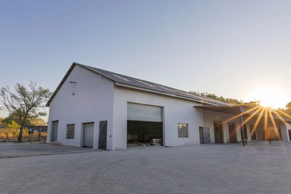 Commercial industrial property let in Hoedspruit - 1HS1737220 Commercial industrial property let in Hoedspruit - 1HS1737220