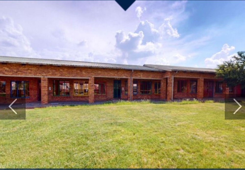 Commercial Building for sale in Cloverdene - EN1700819