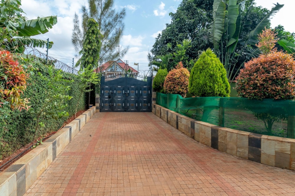 Townhouse for sale in Ruiru , Kenya - 3KE1702332