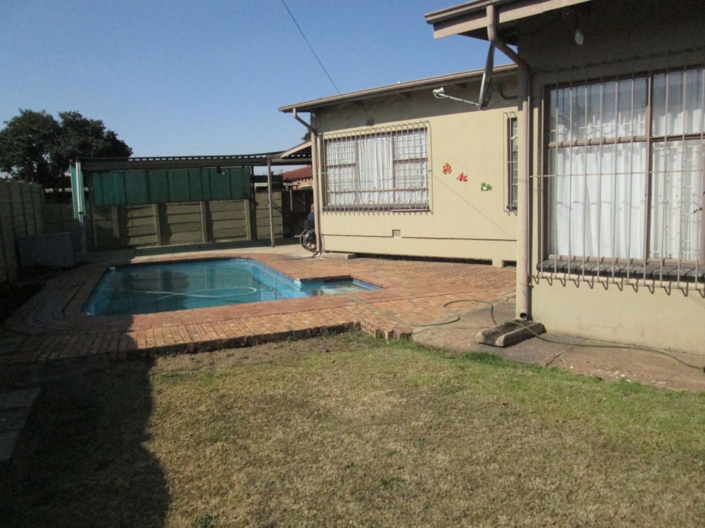 House for sale in Brenthurst - 1BJ1702173 House for sale in Brenthurst - 1BJ1702173