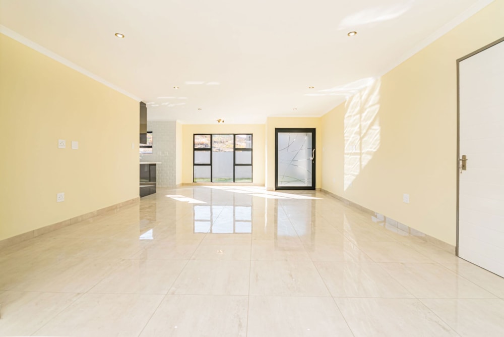 Security estate home for sale in Wildtuin Park Estate - 1KR1706310 Security estate home for sale in Wildtuin Park Estate - 1KR1706310