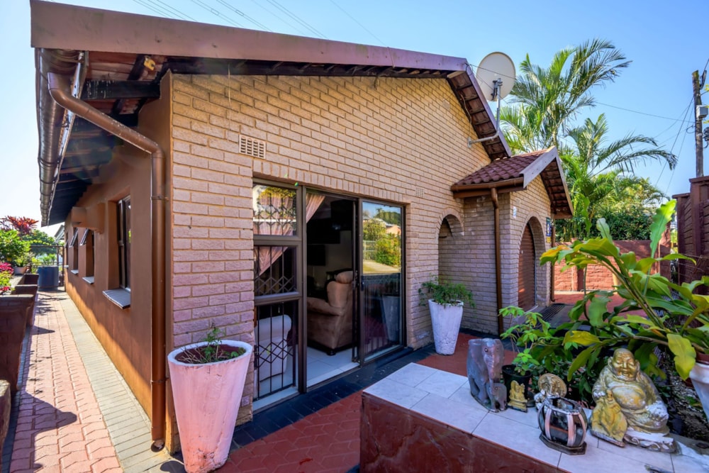 House for sale in Woodview - 1ND1706154