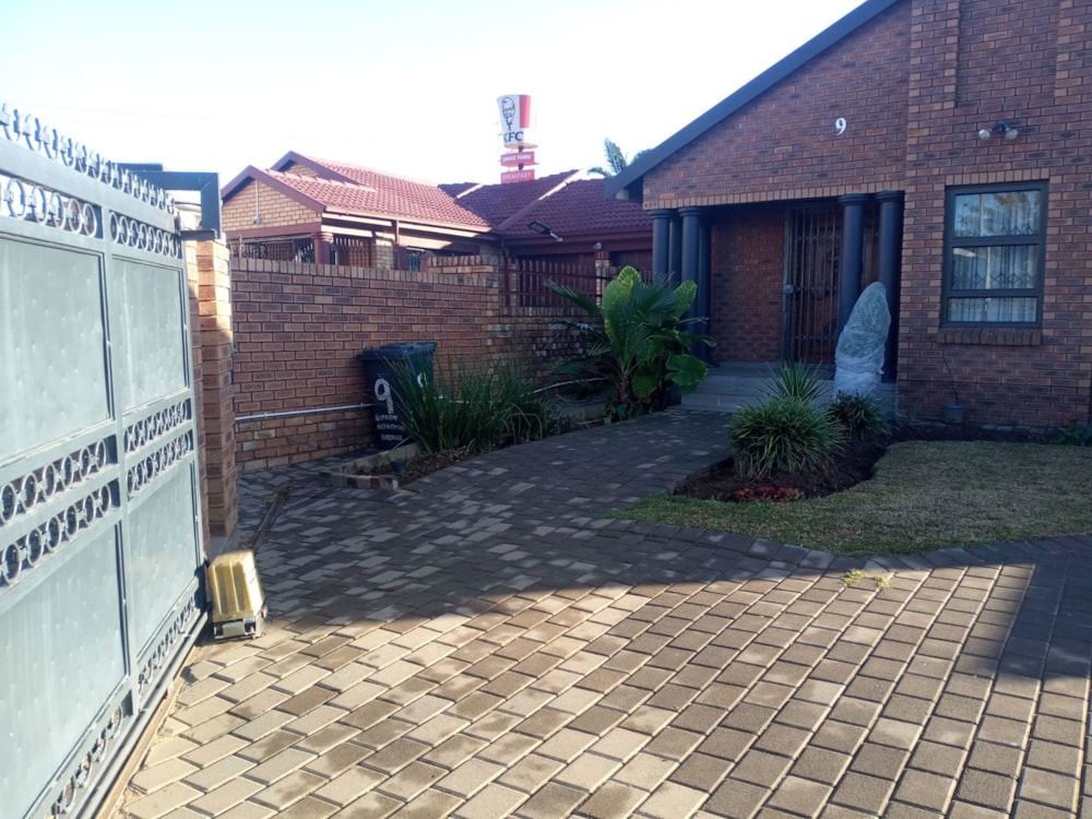 House sold in Phillip Nel Park - PT1705573 House sold in Phillip Nel Park - PT1705573