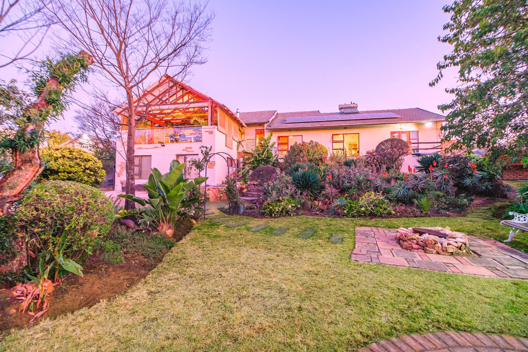 Double-storey house for sale in Constantia Kloof - RAN1705071