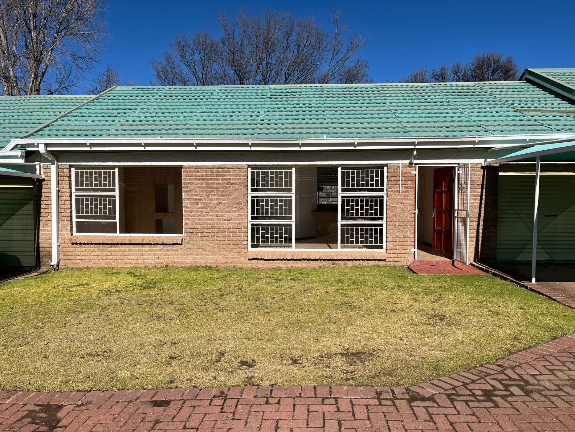 Cluster for sale in Ficksburg - 1CS1706606