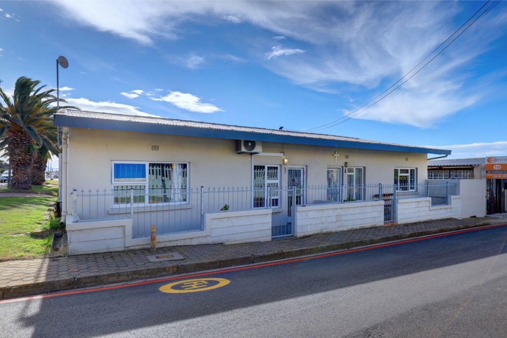 Apartment for sale in Mossel Bay Central - 1MB1706757 Apartment for sale in Mossel Bay Central - 1MB1706757