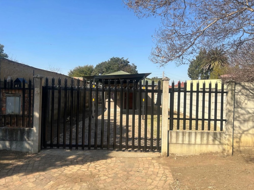 Garden apartment let in Dunnottar - 1SP1705494 Garden apartment let in Dunnottar - 1SP1705494