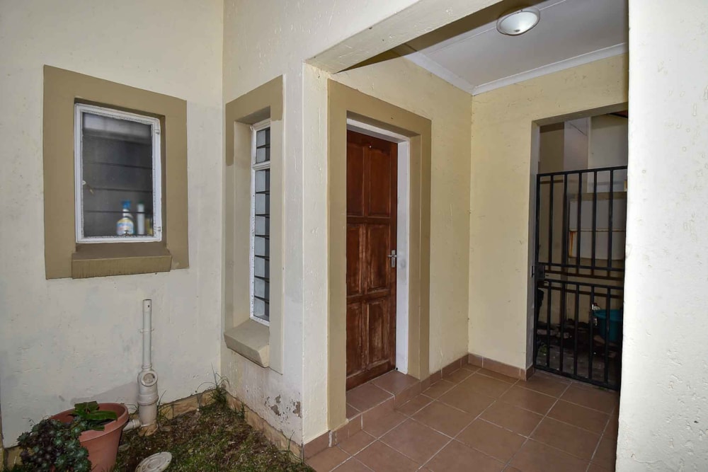 Security complex home for sale in Zandspruit - RAN1705596