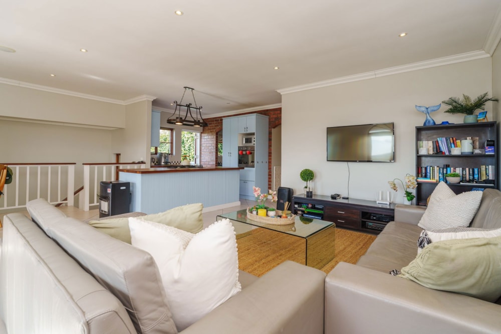 House sold in Lakeside, Cape Town - FH1707074 House sold in Lakeside, Cape Town - FH1707074