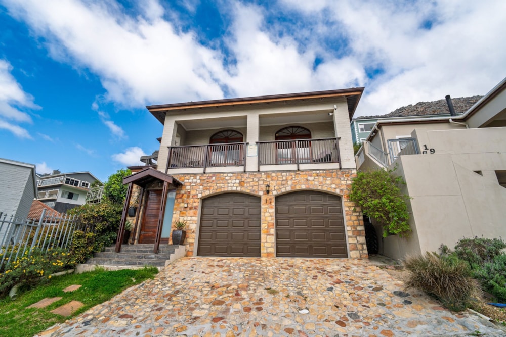 House sold in Lakeside, Cape Town - FH1707074 House sold in Lakeside, Cape Town - FH1707074