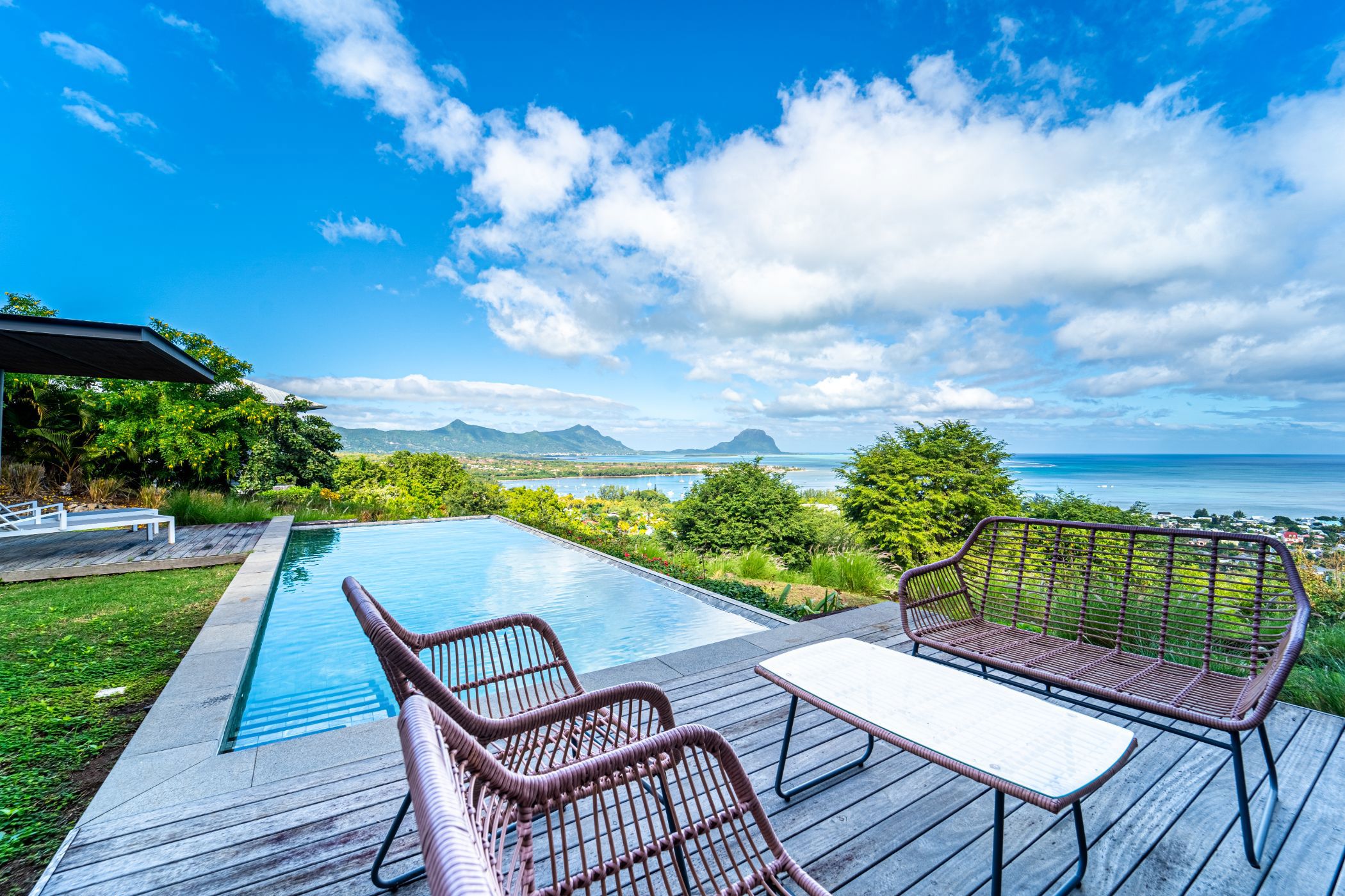 Double-storey house for sale in Tamarin, Mauritius - MUR1706004