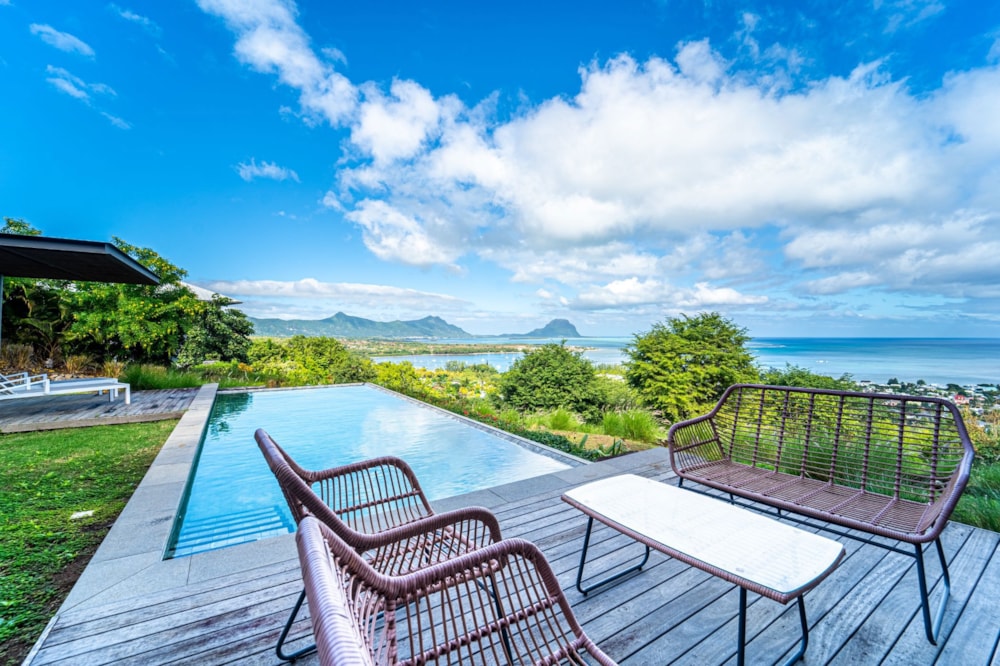 Double-storey house for sale in Tamarin, Mauritius - MUR1706004