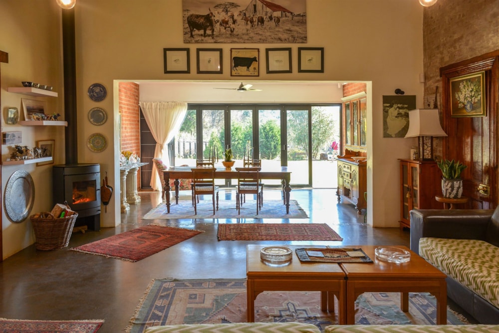 House sold in Hilton, KwaZulu-Natal - 1PM1706200