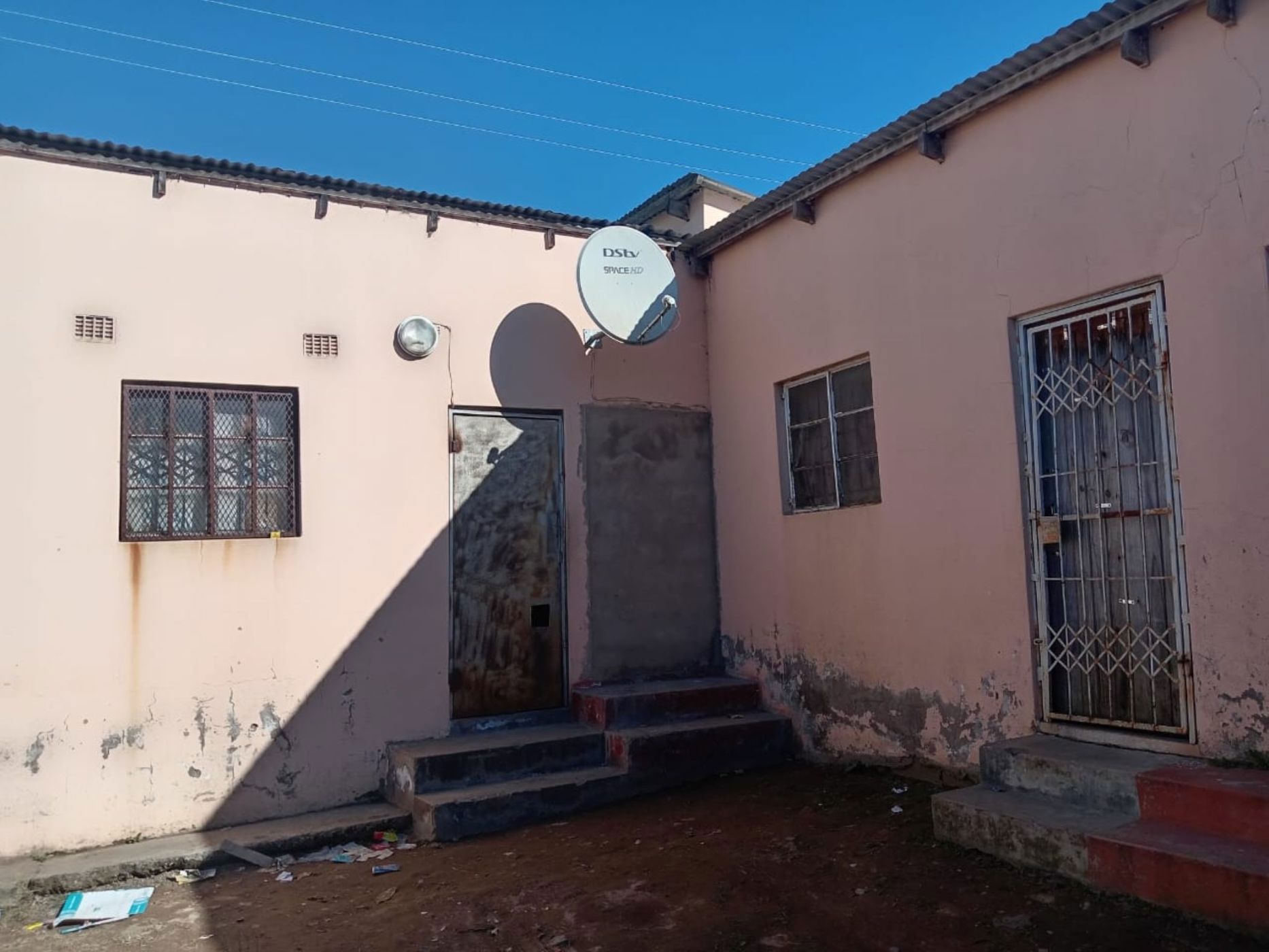 Commercial flats for sale in Ngangelizwe - 1MH1706125