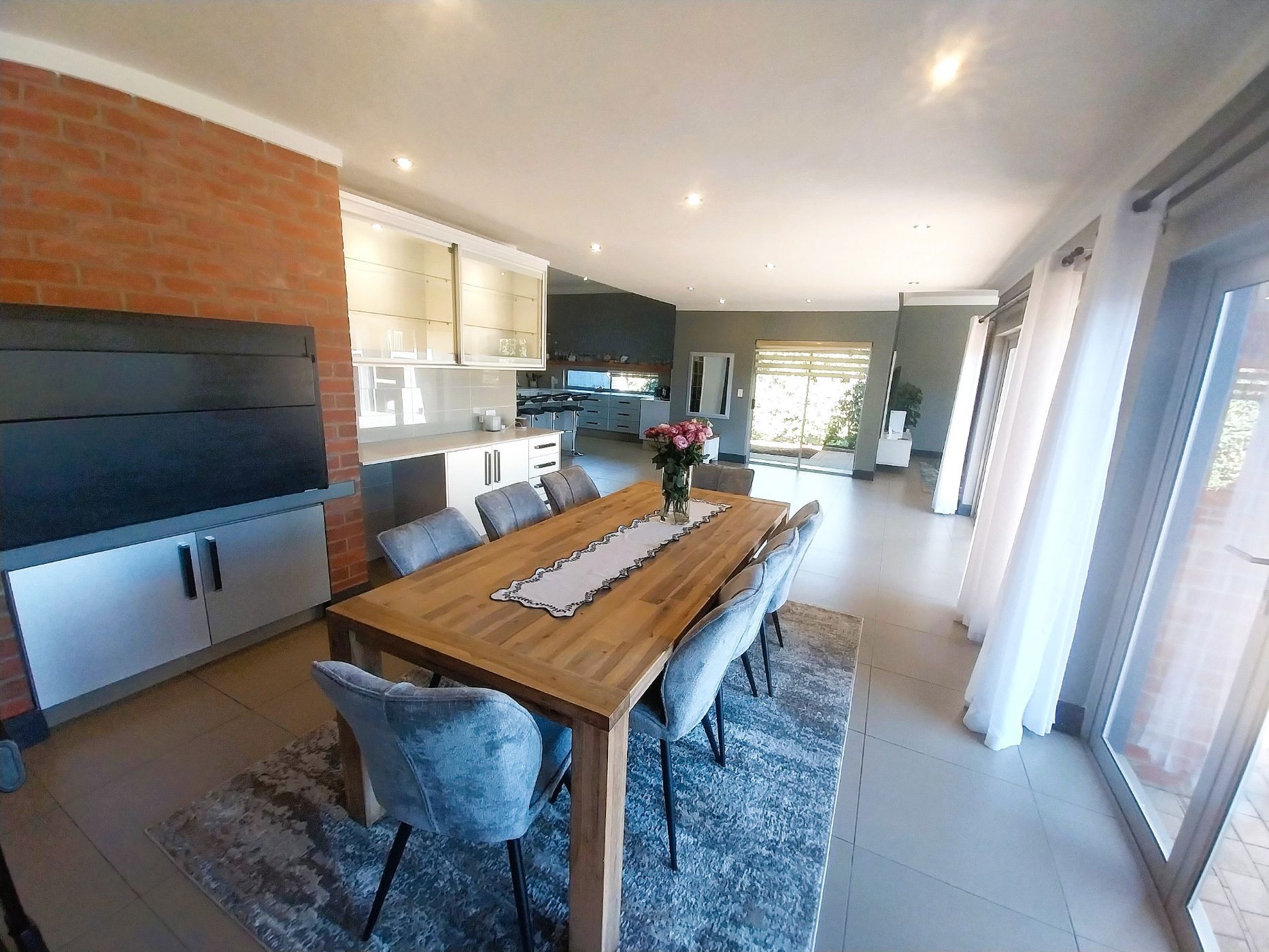 House for sale in Midstream Estate - CN1706906