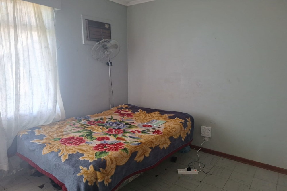 House for sale in Beitbridge, Zimbabwe - 3ZB1706144 House for sale in Beitbridge, Zimbabwe - 3ZB1706144