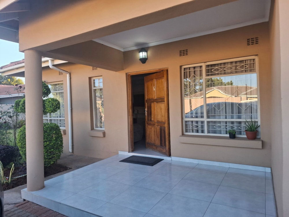 House for sale in Block 7, Botswana - 3BO1706328