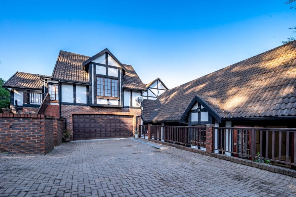 Townhouse for sale in Hillcrest, Upper Highway - 1KF1706196