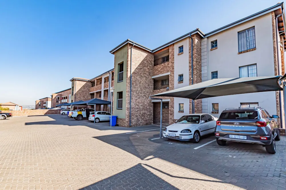 Apartment for sale in Amberfield, Centurion - PT1706373 Apartment for sale in Amberfield, Centurion - PT1706373