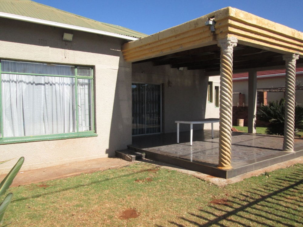 House for sale in Brenthurst - 1BJ1706357 House for sale in Brenthurst - 1BJ1706357