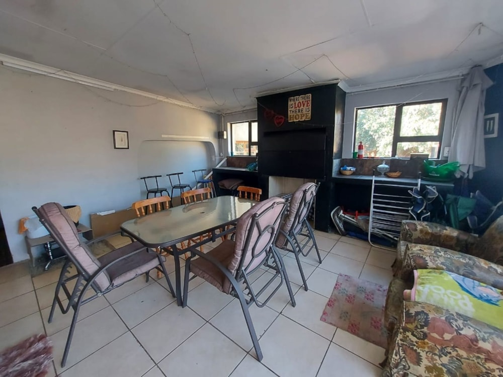 House for sale in Selection Park - 1SP1706375