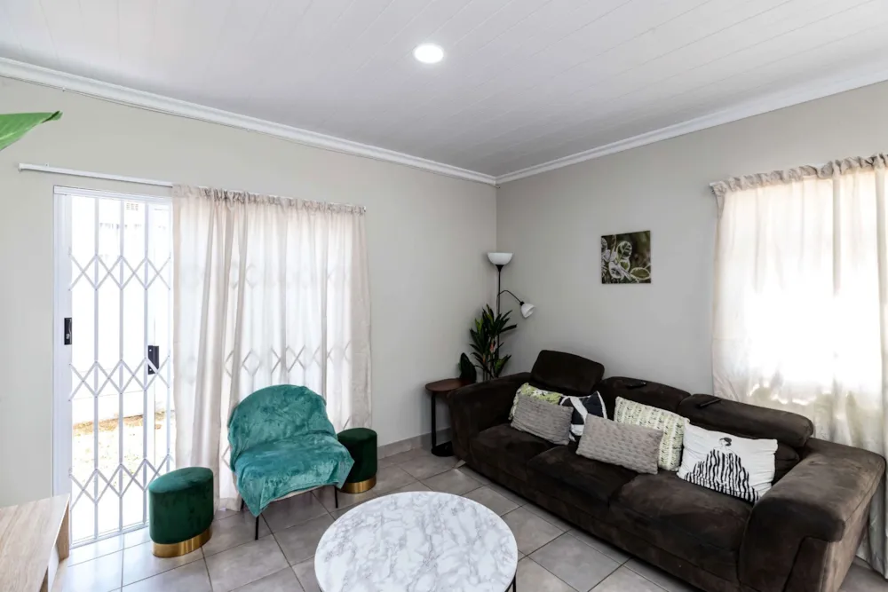 Townhouse sold in Gonubie - 1EZ1706426