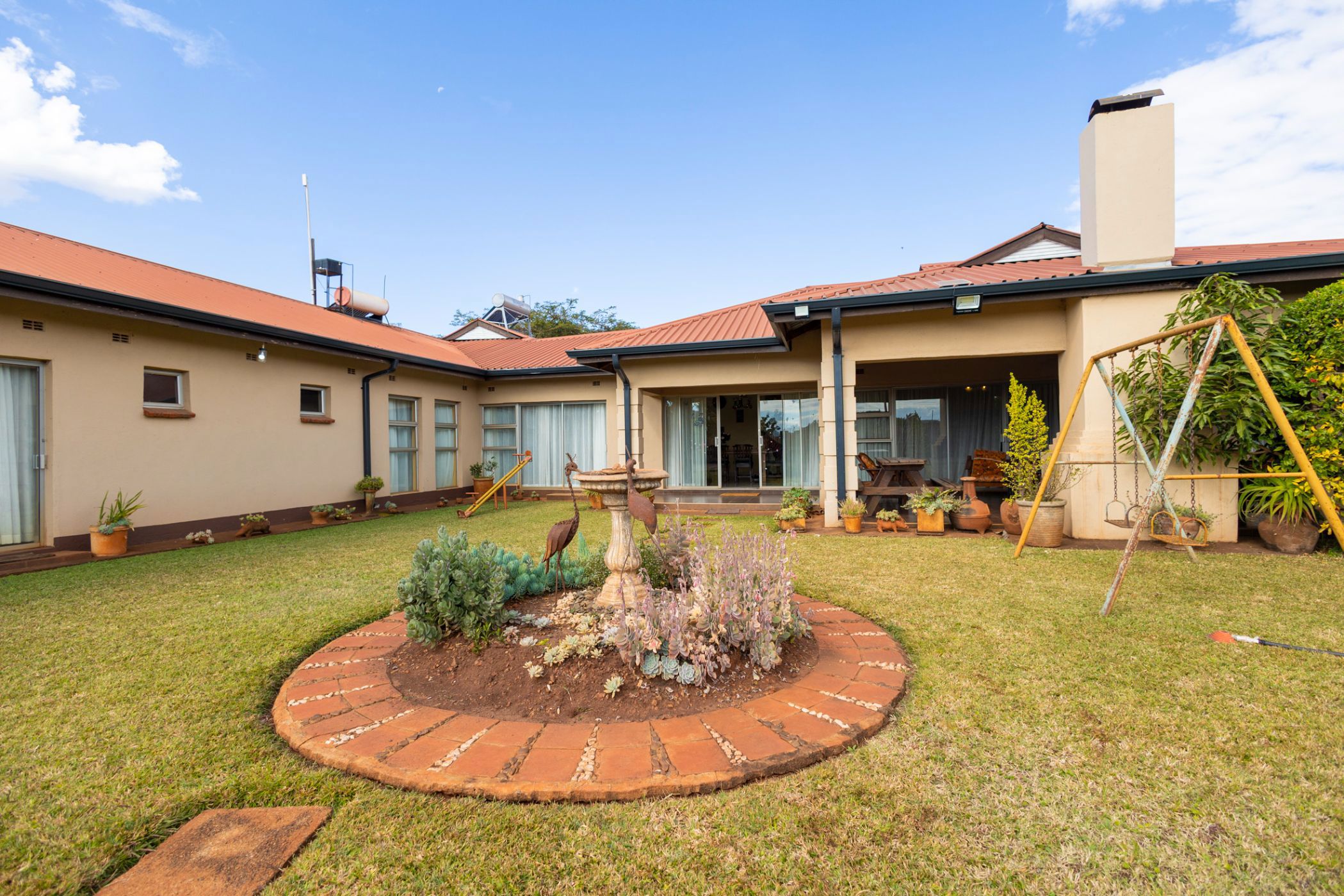 House for sale in Mount Pleasant, Zimbabwe - 3ZB1706836