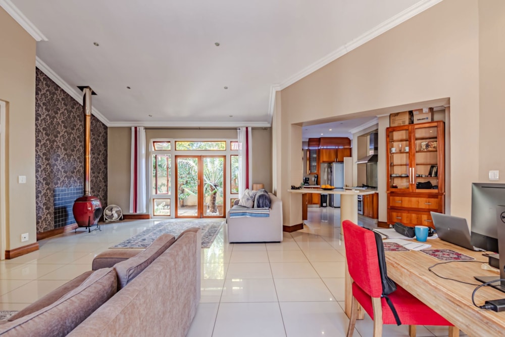 House let in Silver Lakes Golf Estate - PTL1706640 House let in Silver Lakes Golf Estate - PTL1706640