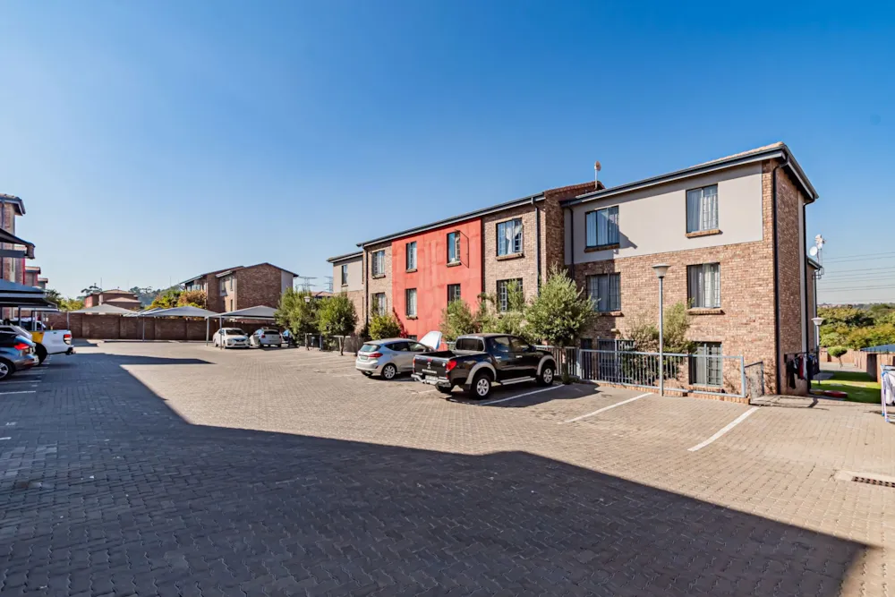 Apartment for sale in Amberfield, Centurion - PT1706460 Apartment for sale in Amberfield, Centurion - PT1706460