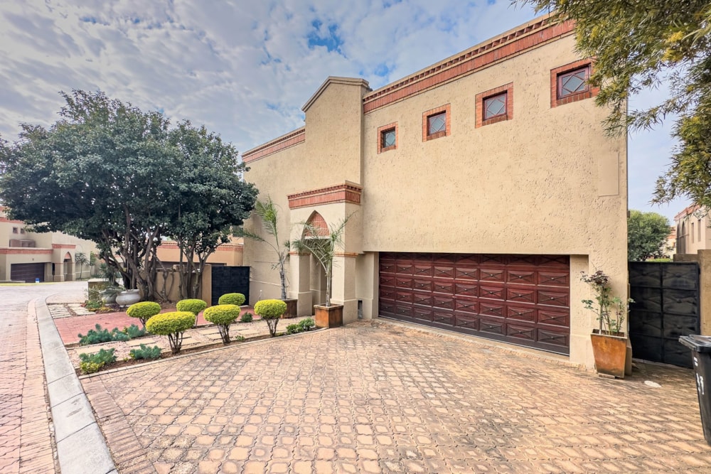 Golf estate house let in Eagle Canyon Golf Estate - RAL1706500 Golf estate house let in Eagle Canyon Golf Estate - RAL1706500