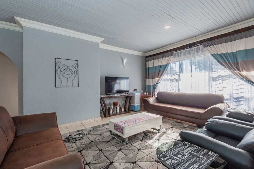 House for sale in Eastleigh - BED1706532 House for sale in Eastleigh - BED1706532