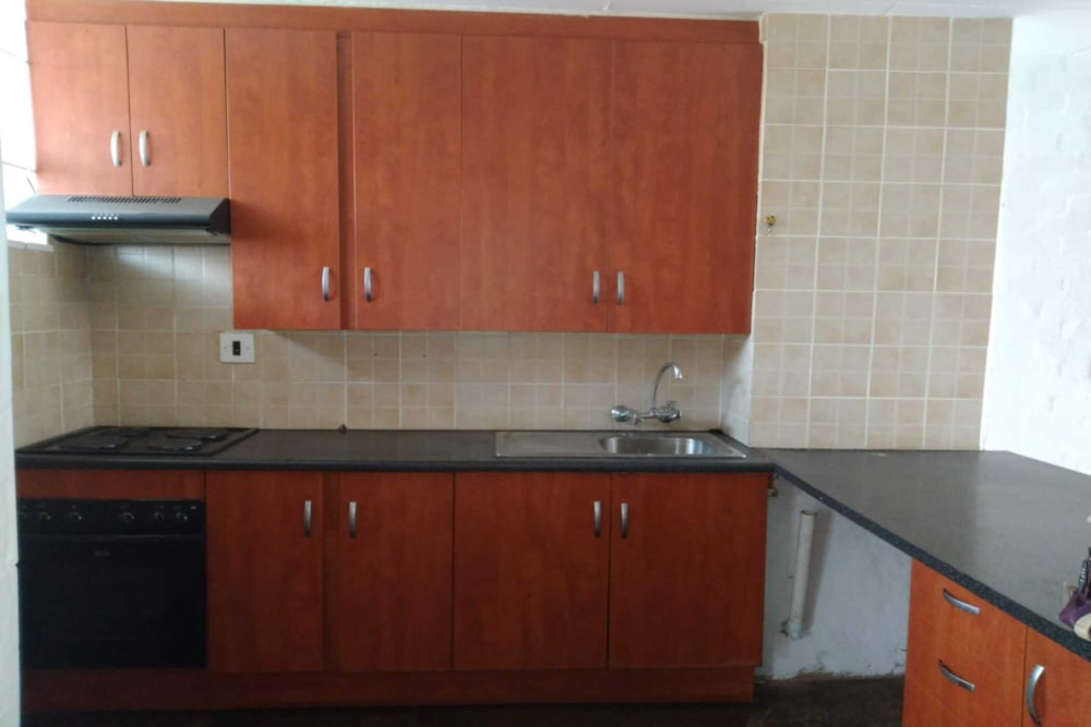 Townhouse for sale in Lyttelton Manor - CN1706569 Townhouse for sale in Lyttelton Manor - CN1706569